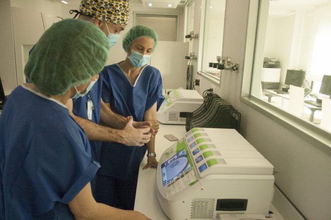 El Hospital Ruber logró el primer nacimiento con una nueva técnica no invasiva